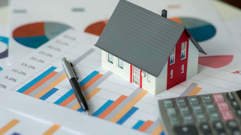 U.S. Mortgage Rates Dip Slightly, Boosting Refinancing Activity U.S. Mortgage Rates Slightly Decline